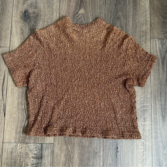 Azzura short sleeve crop top size large - Picture 2 of 8